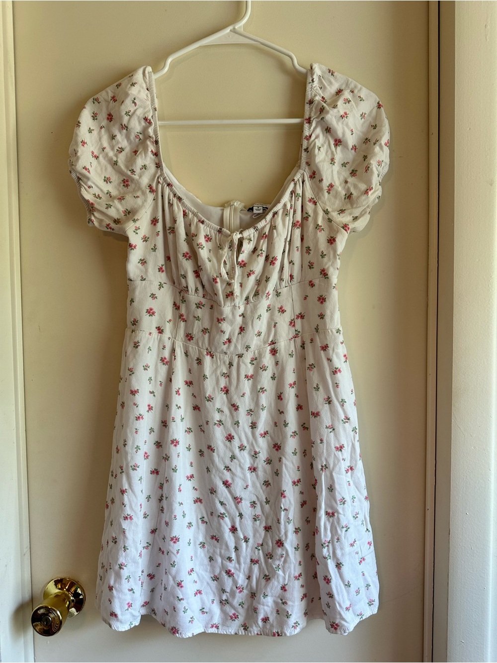 La Hearts White Mini Dress with Pink Rose Print